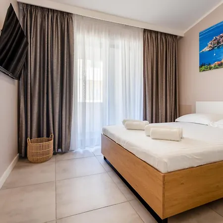 Wind Rose Bura-beachfront Apartamento Igrane