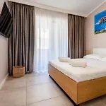 Wind Rose Bura-beachfront Appartement Igrane