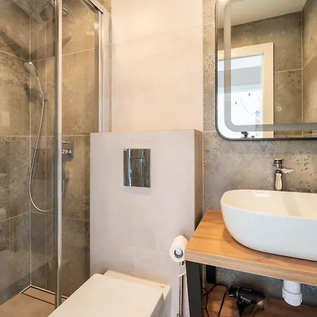 Apartment Wind Rose Bura-beachfront Igrane